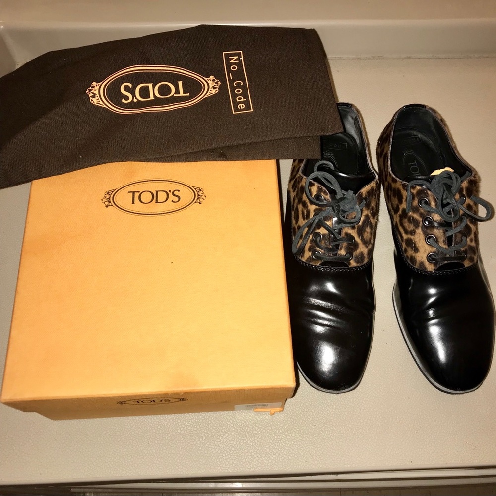 TOD’S Cheetah & Black flats